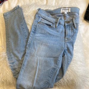 Skinny Frame light denim jeans S25